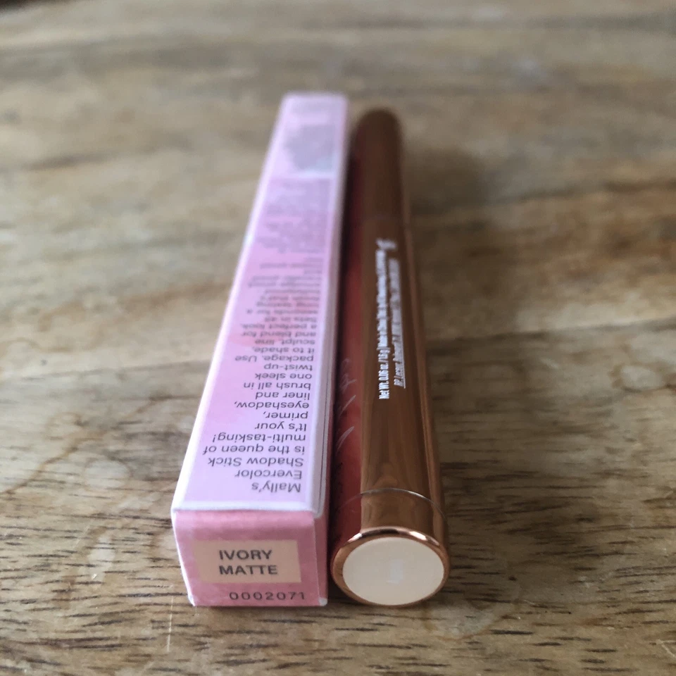 MALLY EVERCOLOR тени палочка дополнительный тени для век - слоновой кости матовый - Изображение 4 из 4