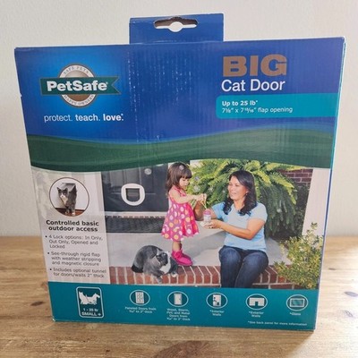 PetSafe Big Cat Exterior Door Swing 4 Lock Options Extra Security Magnetic 25lb