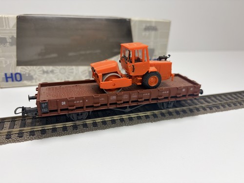 Piko H0 54128 Rungenwagen DR Ep III mit Ladung Kibri Straßenwalze Flachwagen OVP | Zustand: Gebraucht