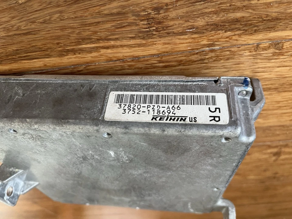 Módulo de control del motor Honda Element 2003-2006 tracción automática computadora 37820-PZD-A66 Foto 2 de 4