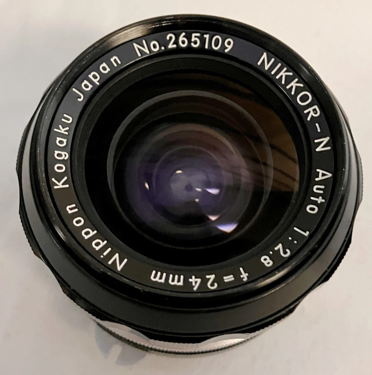 Nikon Ai Nikkor 24mm F/2.8 – Objectif Grand Angle – Monture F – Bon état