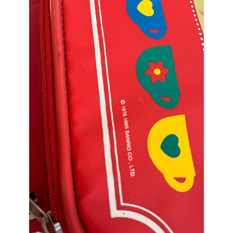 Maleta rodante vintage 1995 Hello Kitty 20 x 12 roja San Rio retro genial Foto 3 de 4
