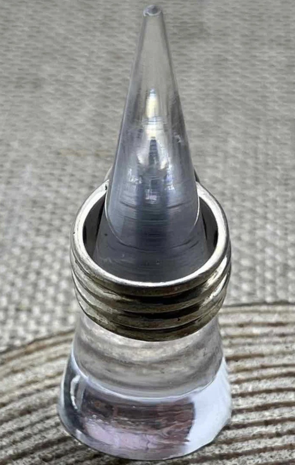 Вышедшее из обращения кольцо Silpada из стерлингового граненого голубого топаза с ребристой широкой лентой размер 6,5  - Изображение 3 из 4