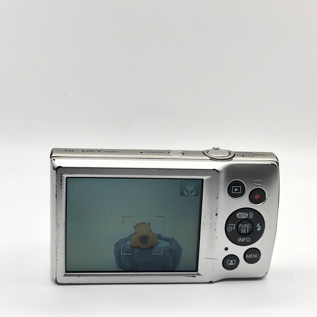 Canon PowerShot IXY 200 20MP Compact Digital Camera - Silver