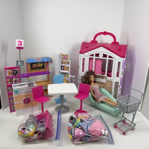 Barbie Doll Glam Getaway Folding House portable Grocery Store Accessories Lot
