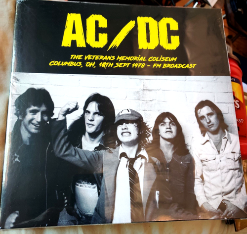 AC/DC - The Veterans Memorial Coliseum Columbus OH 9/10/78 FM Broadcast ...
