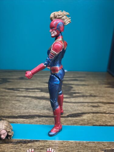 Marvel Legends Capitana Marvel 2018 Carol Danvers Completo - Imagen 2 de 5