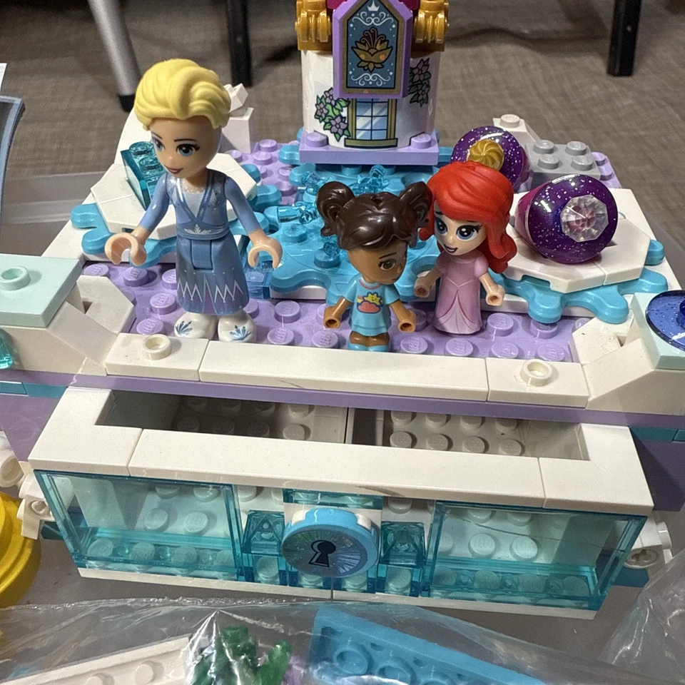 LEGO наборы/оптовый лот 15 | новый без коробки и б/у фактический показано 1,8 фунтов загрузки набор друзей и фигурки - Изображение 3 из 4