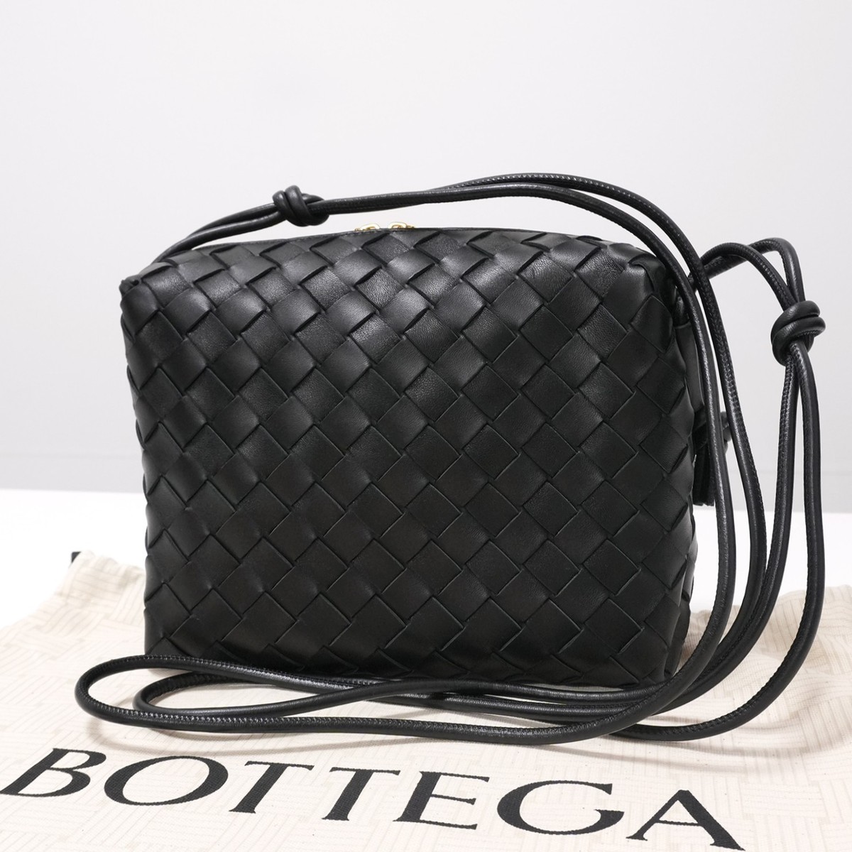 BOTTEGA VENETA Small Loop Camera Bag 723548 V1G11 Black Italy Auth