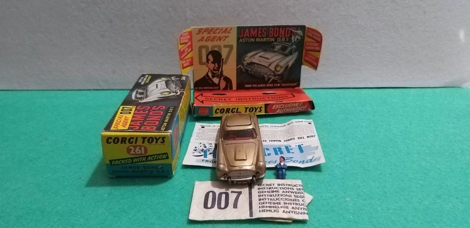 Corgi toys (no Dinky, Politoys, Tekno) James Bond - Immagine 3 di 4