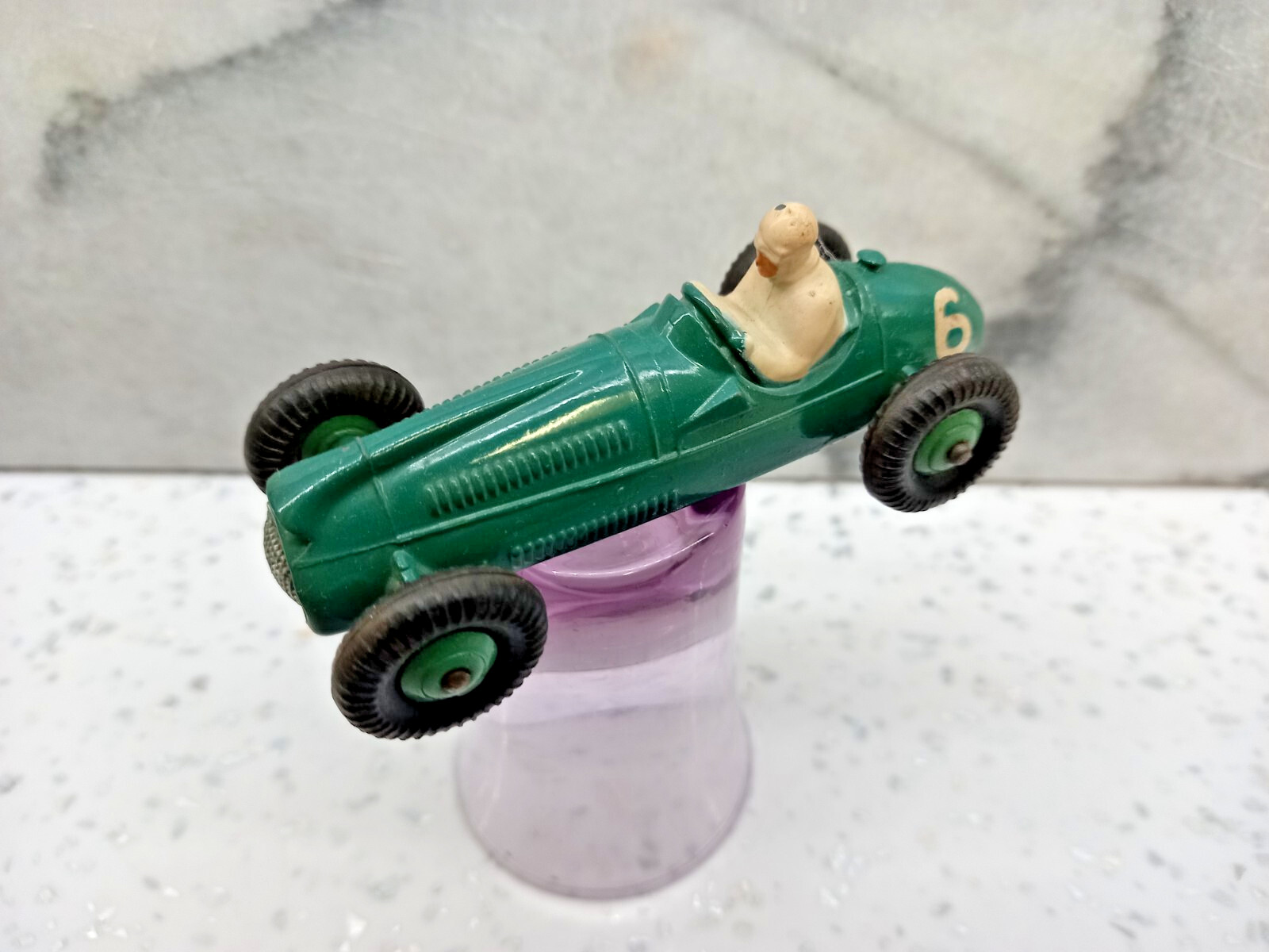 （1863）　DINKY TOYS　イギリス製　233　レーシングカー　クーパー Dinky 233, Cooper Bristol Racing Car - Free Price Guide & Review