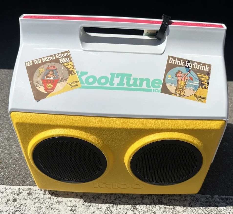 COOLER IGLOO BLUETOOTH BOOMBOX BEVERAGE ICE CHEST Yellow RETRO 80S PORTABLE