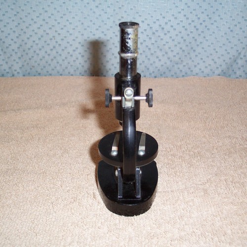 VINTAGE MINIATURE 150x SINGLE LENS MICROSCOPE Metal /Plastic Made In Japan 5" - Picture 2 of 6