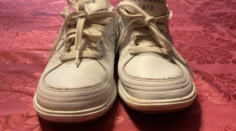 Zapatillas deportivas New Balance de cuero blanco con cordones 813 barra antivuelco ancha para caminar tenis talla 7 Foto 3 de 4
