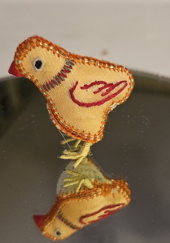 Miniature chinese silk  bird - Picture 2 of 5