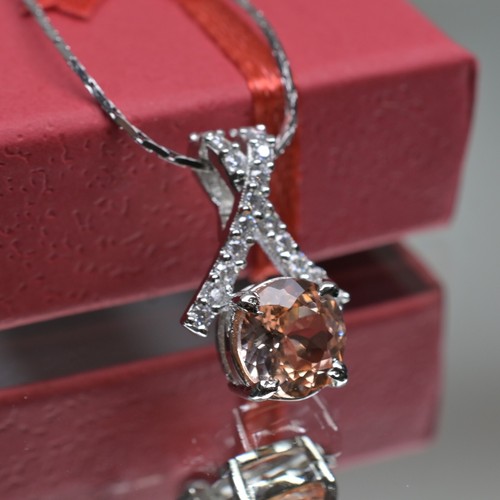 Ciondolo zaffiro Padparadscha naturale 2 ct in argento 925 collana con diamanti - Foto 4 di 8