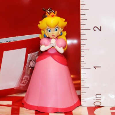 SUPER NINTENDO WORLD Princess Peach Mascot Keychain Figure USJ