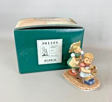 NIB Goebel Berta Hummel "FOREVER FRIENDS" Figurine #301255