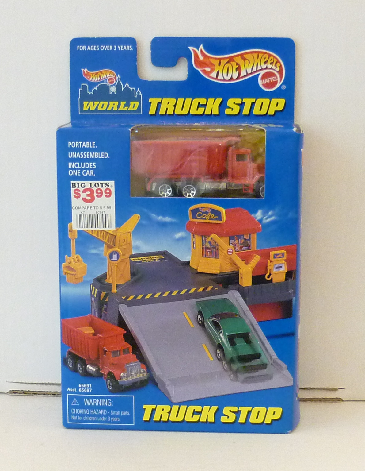 1996 Mattel Hot Wheels World Truck Stop MIB/Sealed