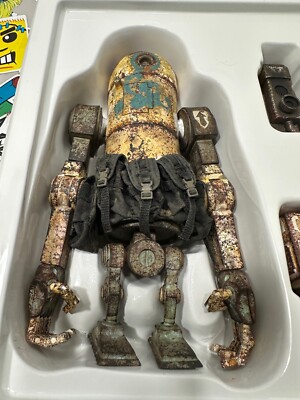 WWR World War Robot MK2 Deep Powder Bertie WWPRO04 ThreeA