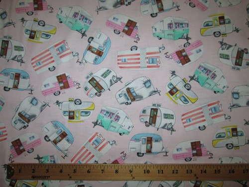 RETRO TRAILER VINTAGE CAMPERS PINK TRAILERS COTTON FABRIC FQ - Picture 4 of 7
