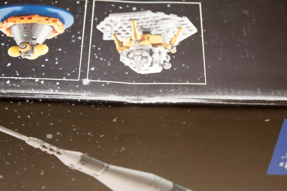 LEGO Ideas NASA Apollo Saturn V (21309) New Sealed Box - Image 4 of 4