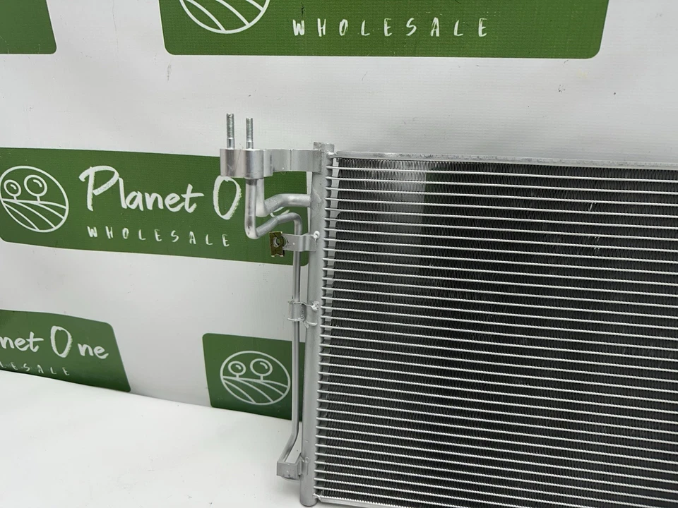 NUEVO condensador de aire acondicionado de aluminio apto para Hyundai Genesis 2015-2016 y Genesis G80 2017 Foto 3 de 4