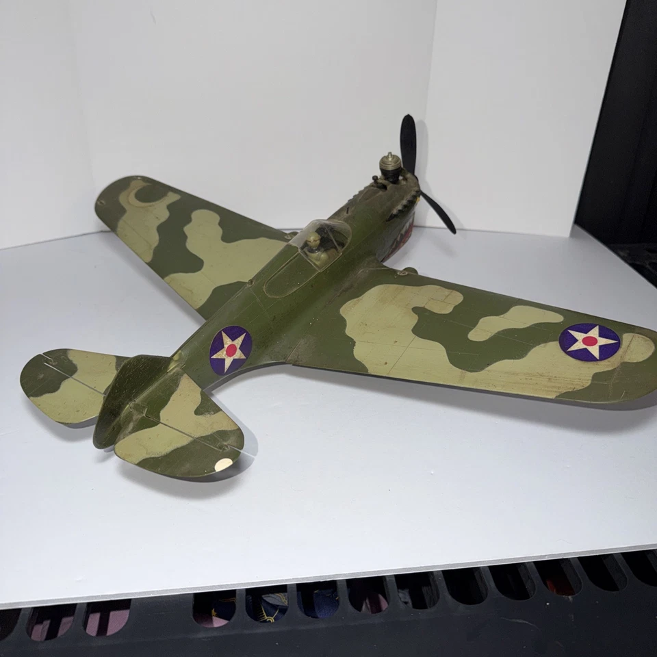 Vintage Cox P-40 Warhawk Plane Flying Model .049 Gas Powered Engine - Image 4 of 4