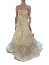 Wedding Gown House Of Wu Sz 8 Never Worn Style 9688 Off White Beaded Bodice