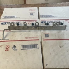 07-09 Suzuki SX4 2.0 oem fuel injector rail assembly