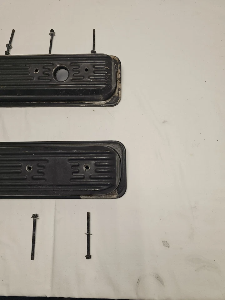 Cubiertas de válvula Chevy 1987-00 Vortec GMC V8 305 5,0 y 350 5,7 culata de perno central OEM Foto 4 de 4