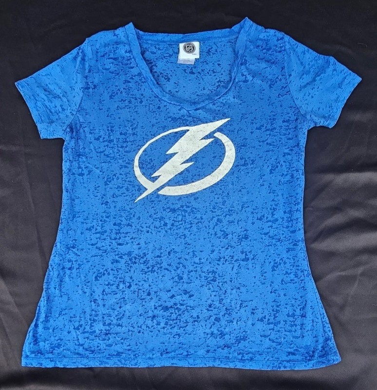FREE SHIPPING NHL Tampa Bay Lighting Shirt   Lady's Medium