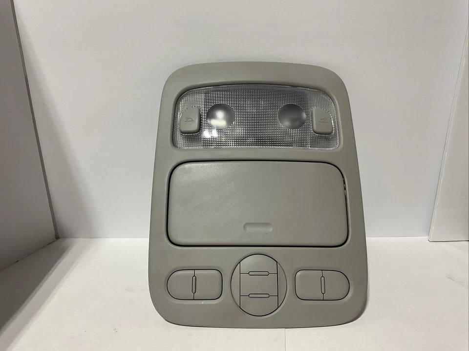 Genuíno 928104D000QW lâmpada de console superior cinza para HYUNDAI ENTOURAGE 2007-2010 - Imagem 2 de 4