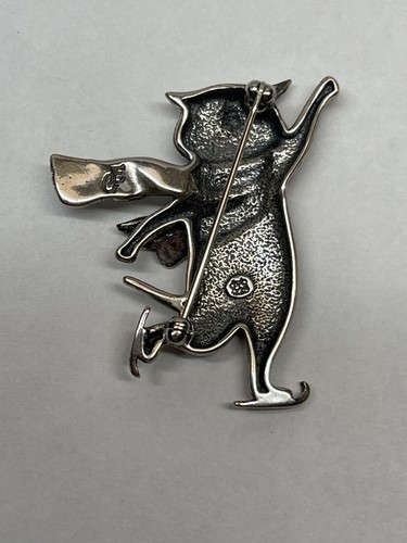 Signed Edward Gorey 925 Sterling Silver Brooch Pin Ice Skating Cat 1-1/2” - 第 2/5 張圖片