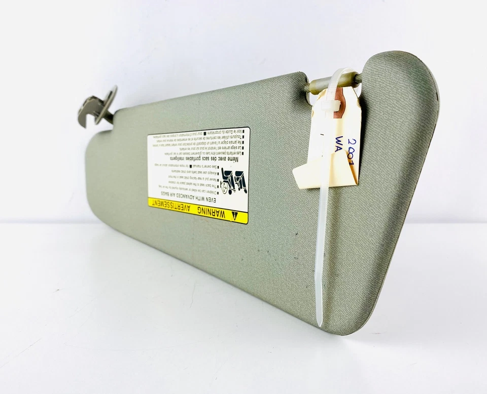 Оригинальные солнцезащитные козырьки для правостороннего пассажира Pontiac Wave 2005-2008 годов выпуска - Изображение 4 из 4