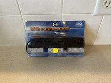 Hana Truck Sport 12 v Grille Light  LED Amber  Mini Emergency Flashing Light 