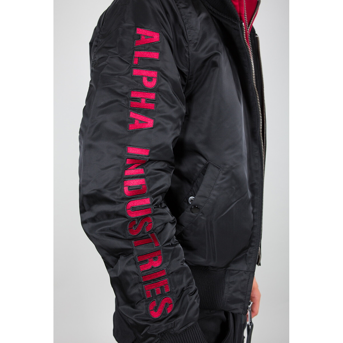 Alpha Industries Herren Bomberjacke MA-1 D-Tec SE Black/white, 216,00