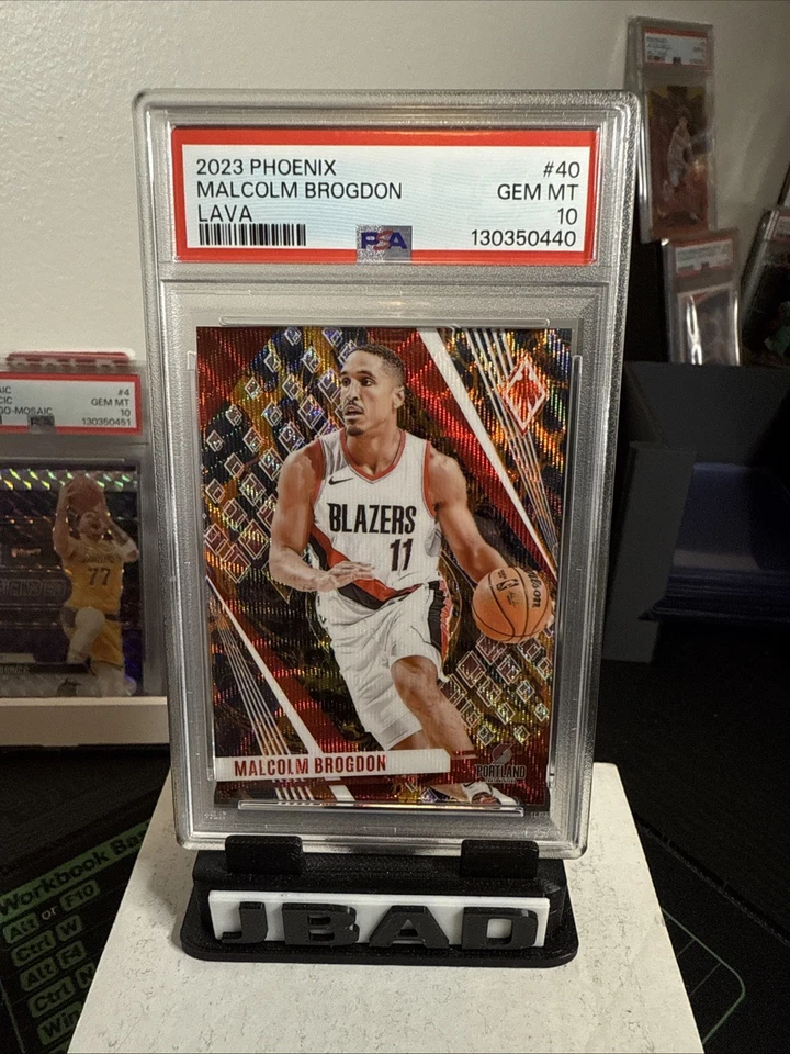 2023-24 Phoenix MALCOLM BROGDON Lava parallel 74/75 #40 Portland PSA 10 / POP 1 - Image 4 of 4