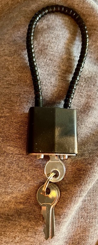 30 MM -BLACK- OUTDOOR- GATE- LOCK & KEY - Brand New