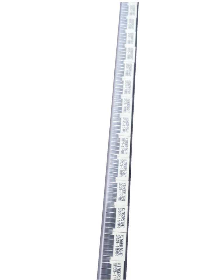 SA39-11HWA Kingbright Display 7 Segmenti Rosso 39 PCS - Nuovi Sigillati - Stecca - Immagine 4 di 4