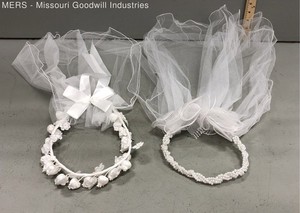 Vintage Girls First Communion Veils Headpiece Lot Floral Pearl Bow White 2pc