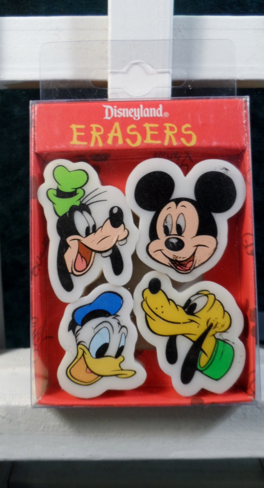 Disney Disneyland Mickey Mouse Minnie Mouse Goofy Donald Duck Erasers