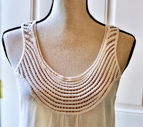 August Silk Ivory Tank with Embroidered Front Neckline L - Picture 2 of 6