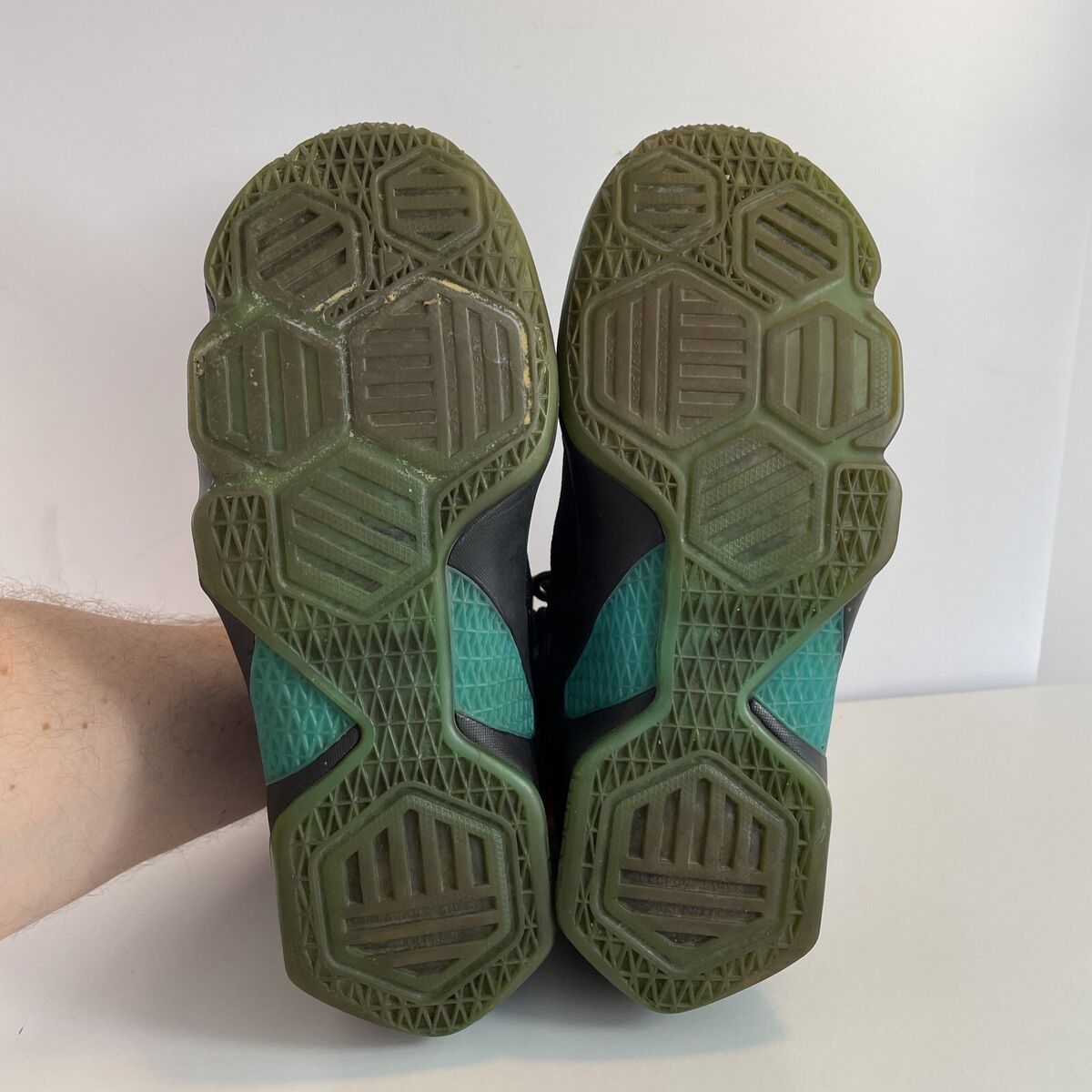 Nike Lebron 13 XIII Boy's Size 6Y 'Summit Lake Hornets Nike Lebron 13 XIII Boy's Size 6Y 'Summit Lake Hornets