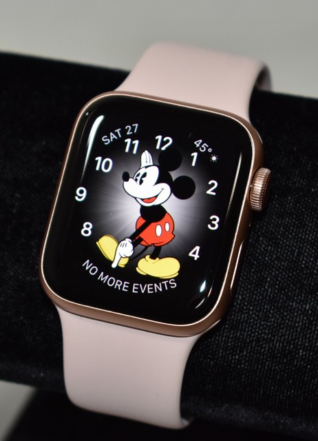 Apple Watch SE 40mm Gold Aluminum Case with Pink Sand Sport Band - Regular (GPS + Cellular