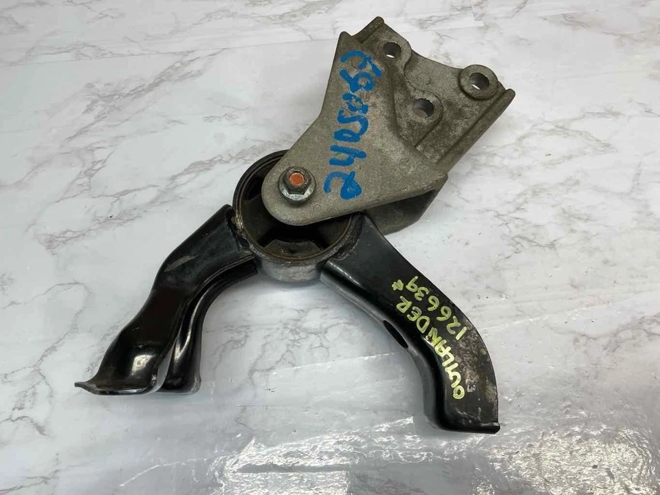 Mitsubishi Outlander Sport engine mount 2018 engine frame mount 2.4L FWD OEM - Image 3 of 4