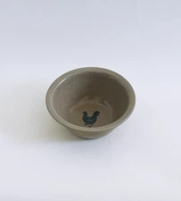 Vintage Jugtown Pottery Stoneware Bowl – Hand-Painted Blue Chicken – Seagrove NC