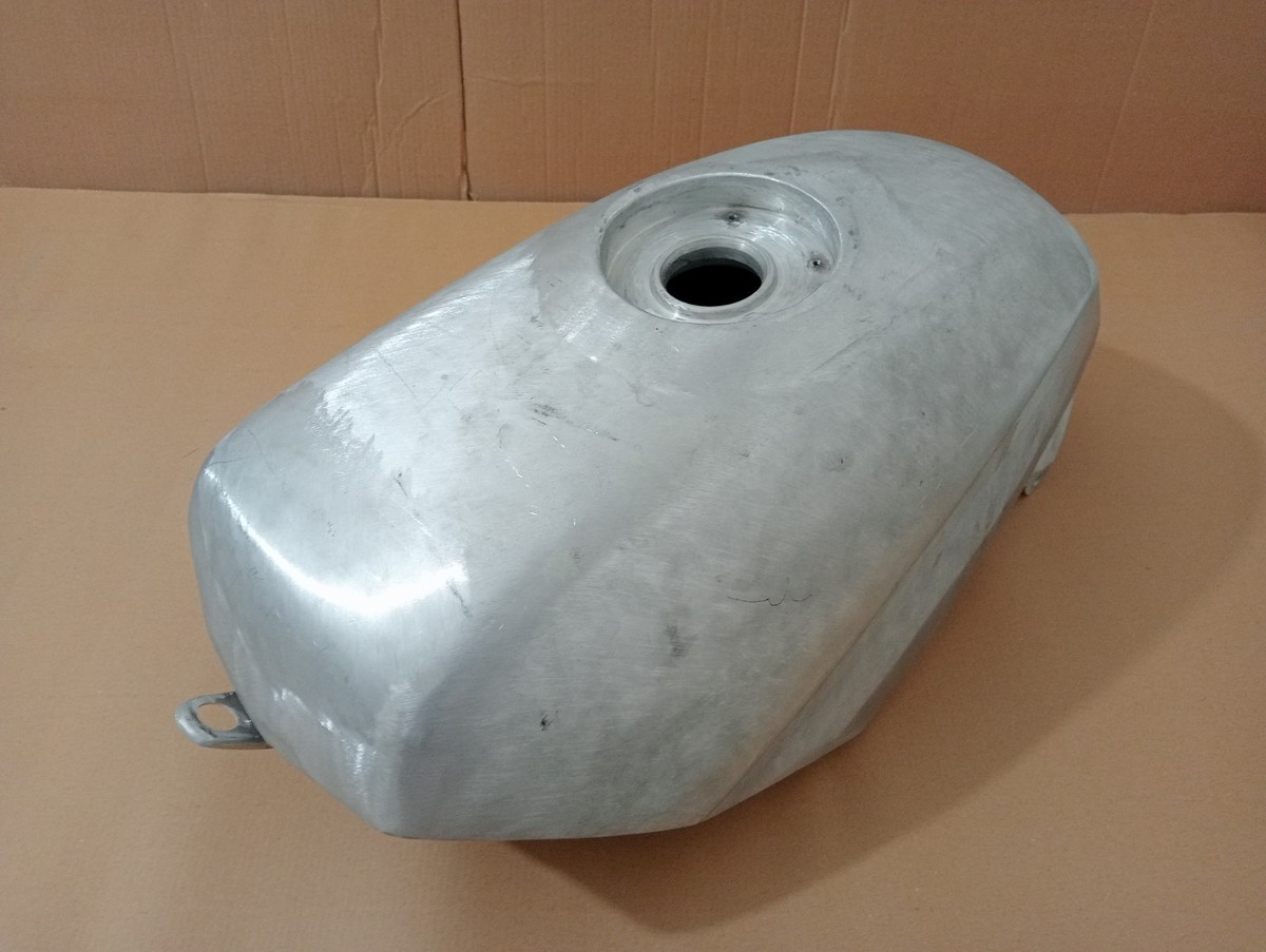 Honda Hawk GT NT650, RC31, Bros, All Model years Aluminium Red