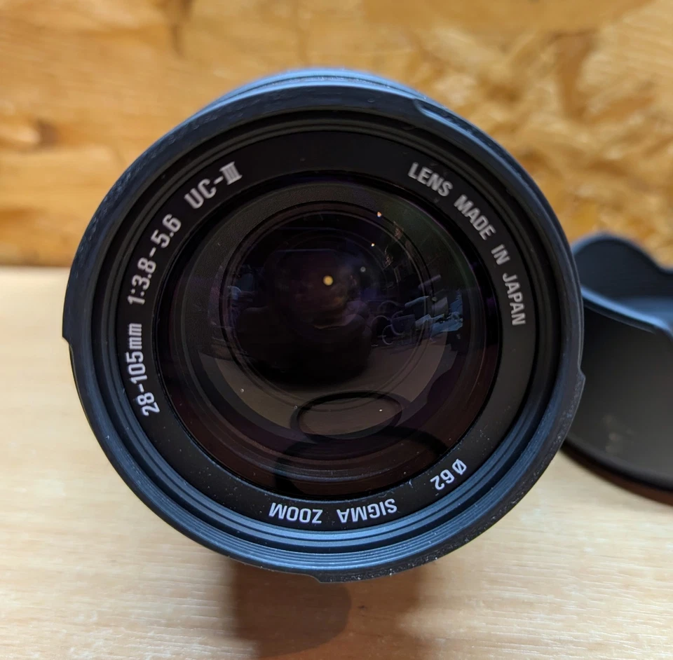 Sigma UC-III 28-105mm F/3.8-5.6 D AF Wide Zoom Camera Lens Sony/ Minolta AF Fit - Image 2 of 4