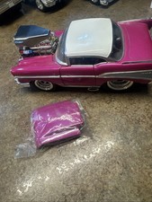 1957 Chevy Muscle Machines Hot Pink 1:24